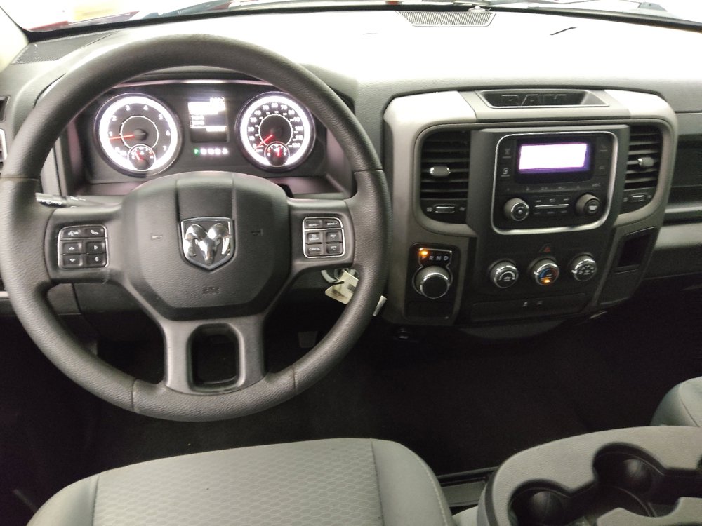 Used 2018 RAM 1500 Express RWD image 22