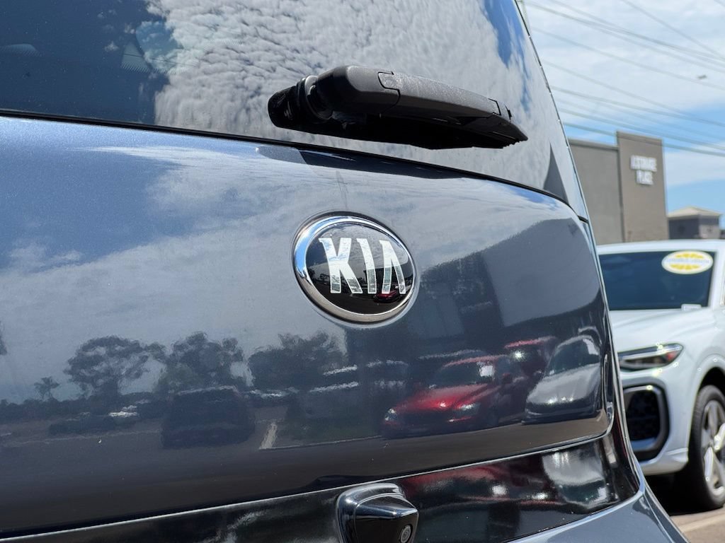 Used 2016 Kia Soul + FWD image 25