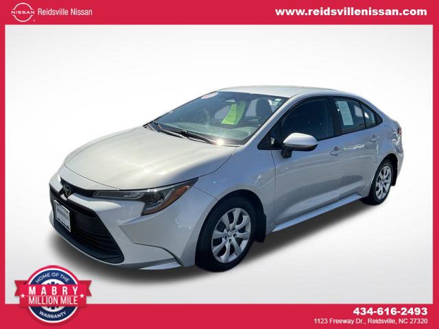 Used 2024 Toyota Corolla LE FWD image 1