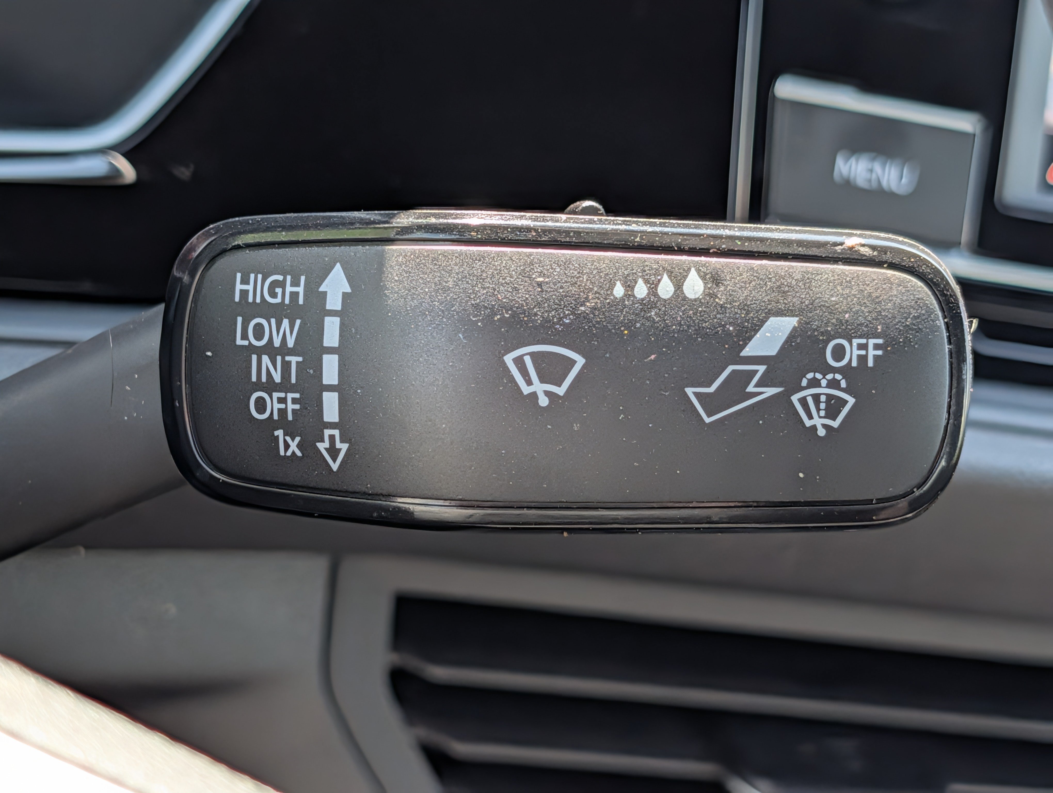 Certified 2024 Volkswagen Jetta Sport FWD image 29