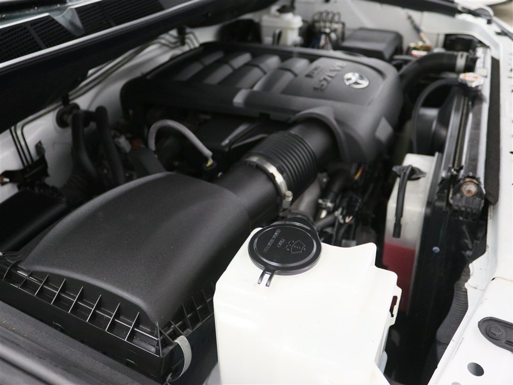 Used 2021 Toyota Tundra Limited w/ Limited Premium Package AWD/4WD image 36