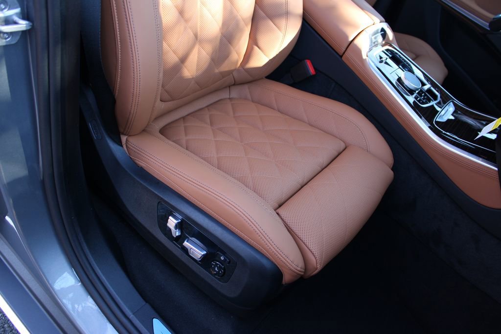 New 2026 BMW X5 xDrive50e w/ Climate Comfort Package image 26