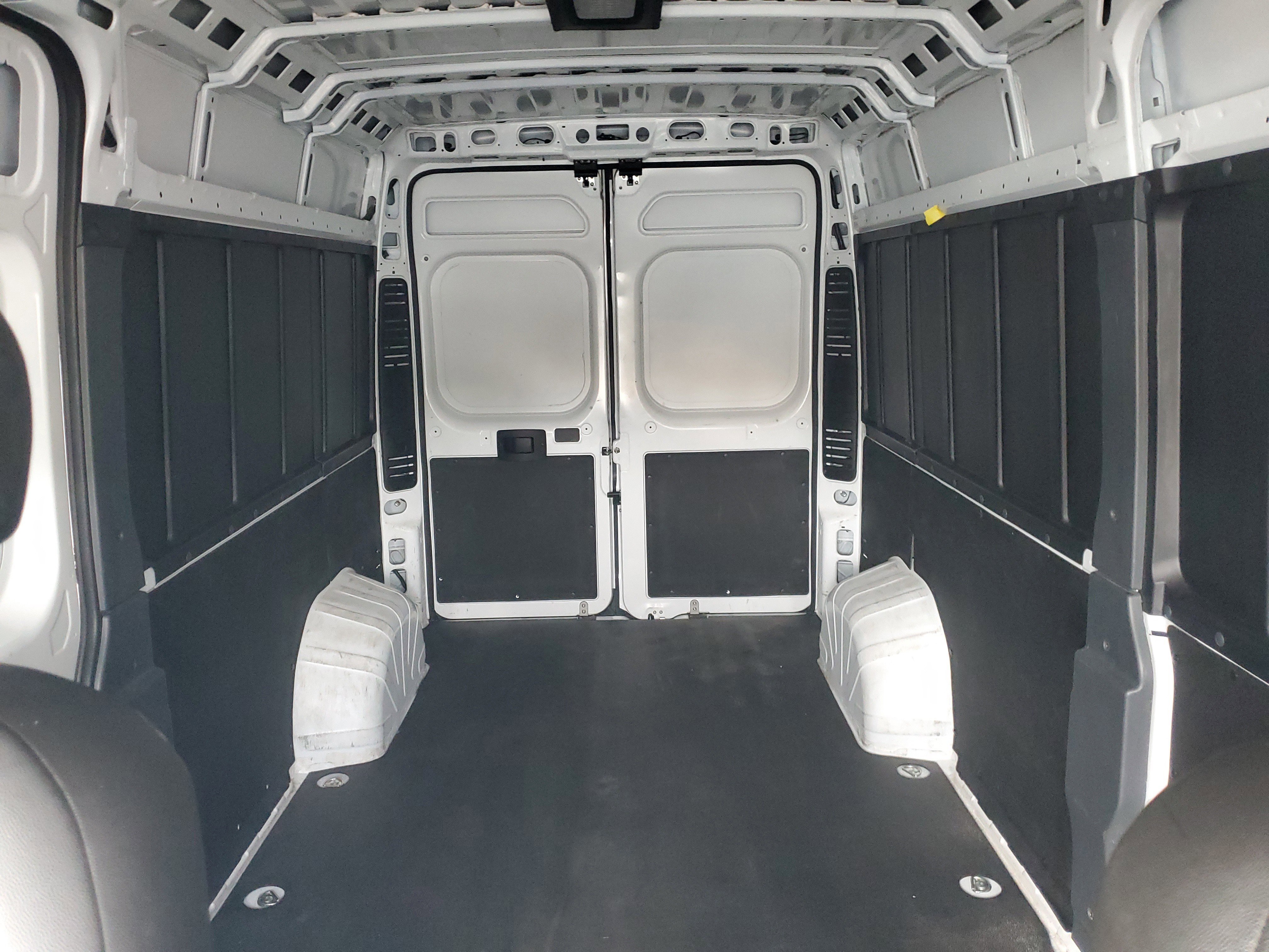 Used 2025 RAM ProMaster 2500 w/ Convenience Group image 35