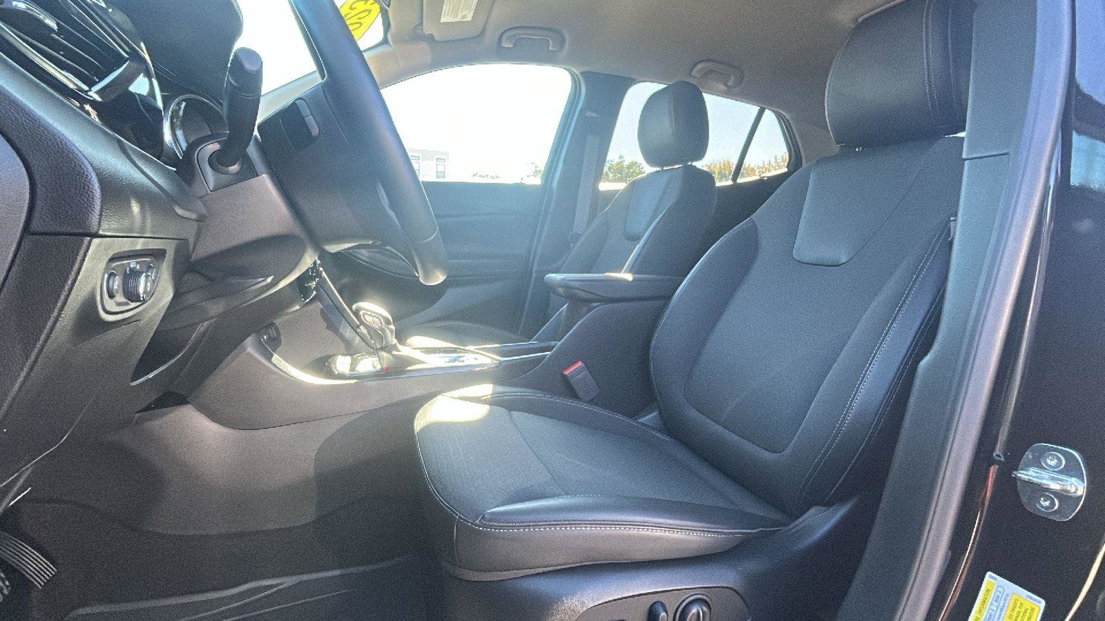 Certified 2023 Buick Encore GX Select w/ Safety Package II image 24