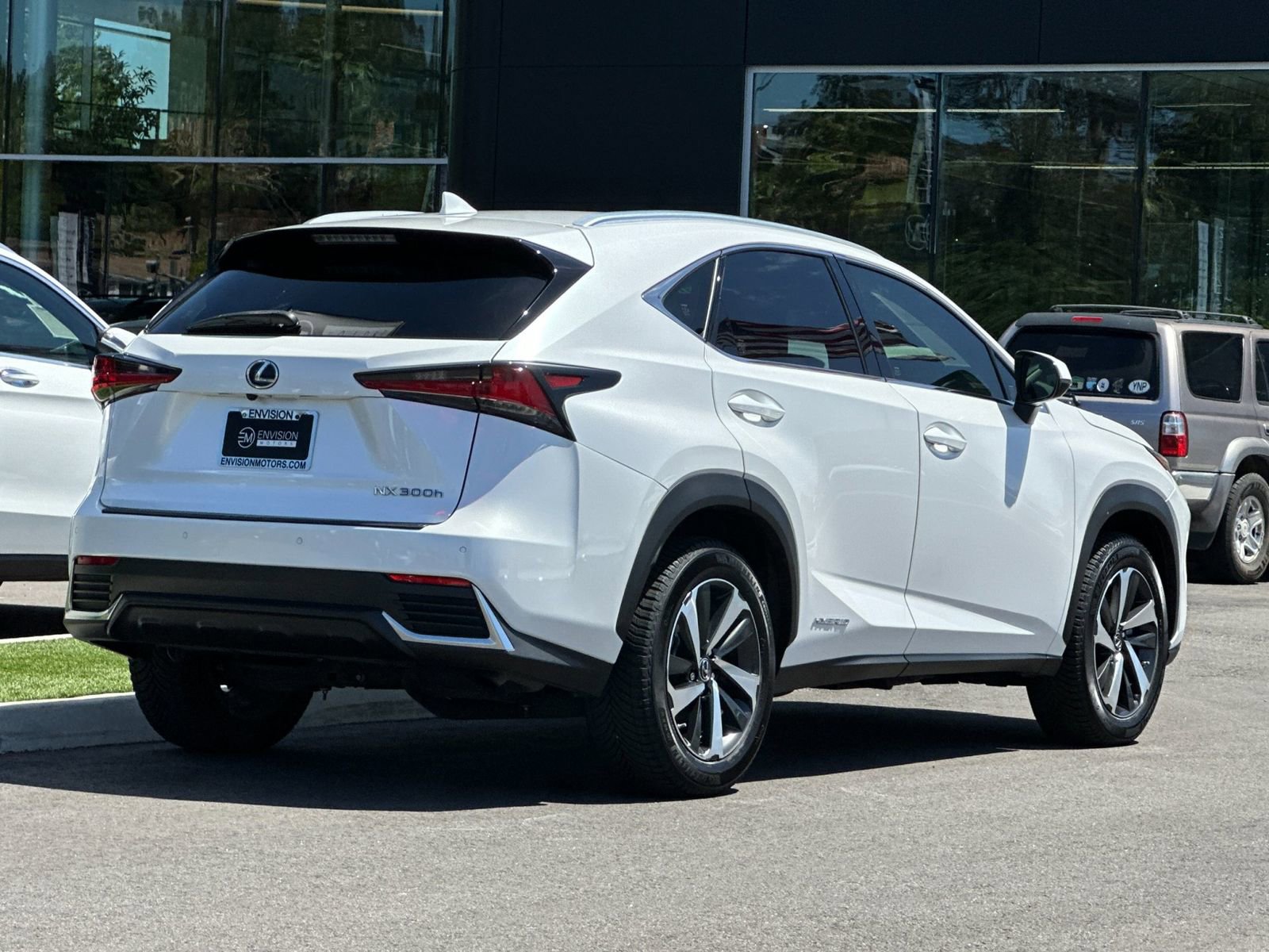 Used 2020 Lexus NX 300h AWD w/ Premium Package image 3