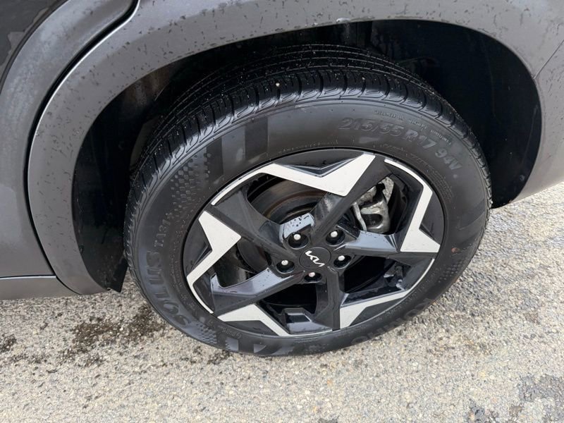 Certified 2024 Kia Seltos EX image 15
