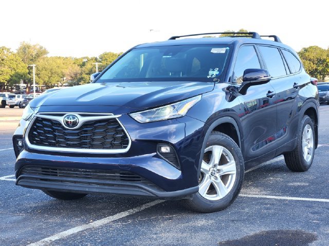 Used 2024 Toyota Highlander LE