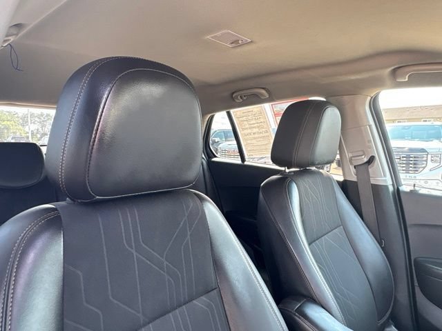 Used 2022 Chevrolet Trax LT w/ LT Convenience Package AWD/4WD image 42