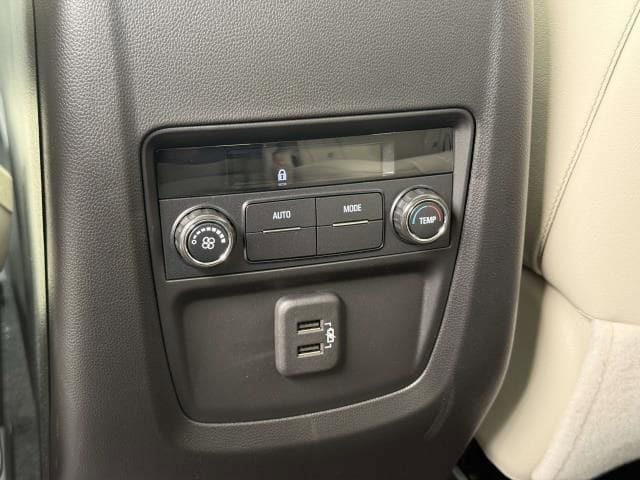 Used 2022 Buick Enclave Essence w/ Experience Buick Package AWD/4WD image 16