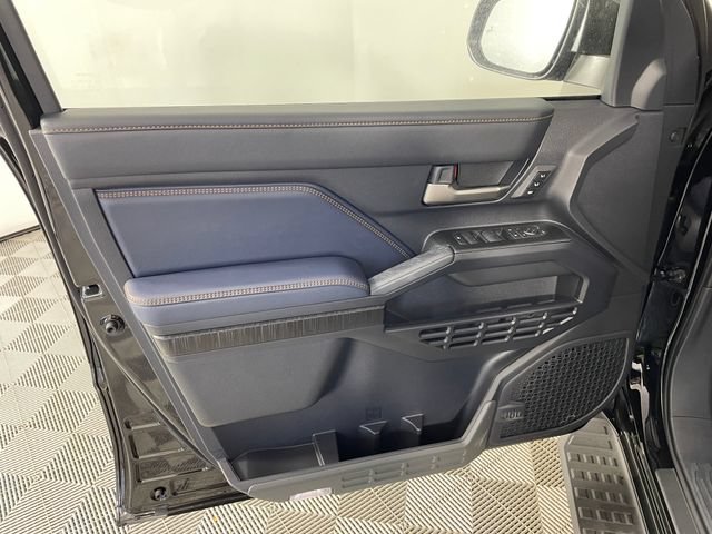 New 2026 Toyota 4Runner 4WD image 9