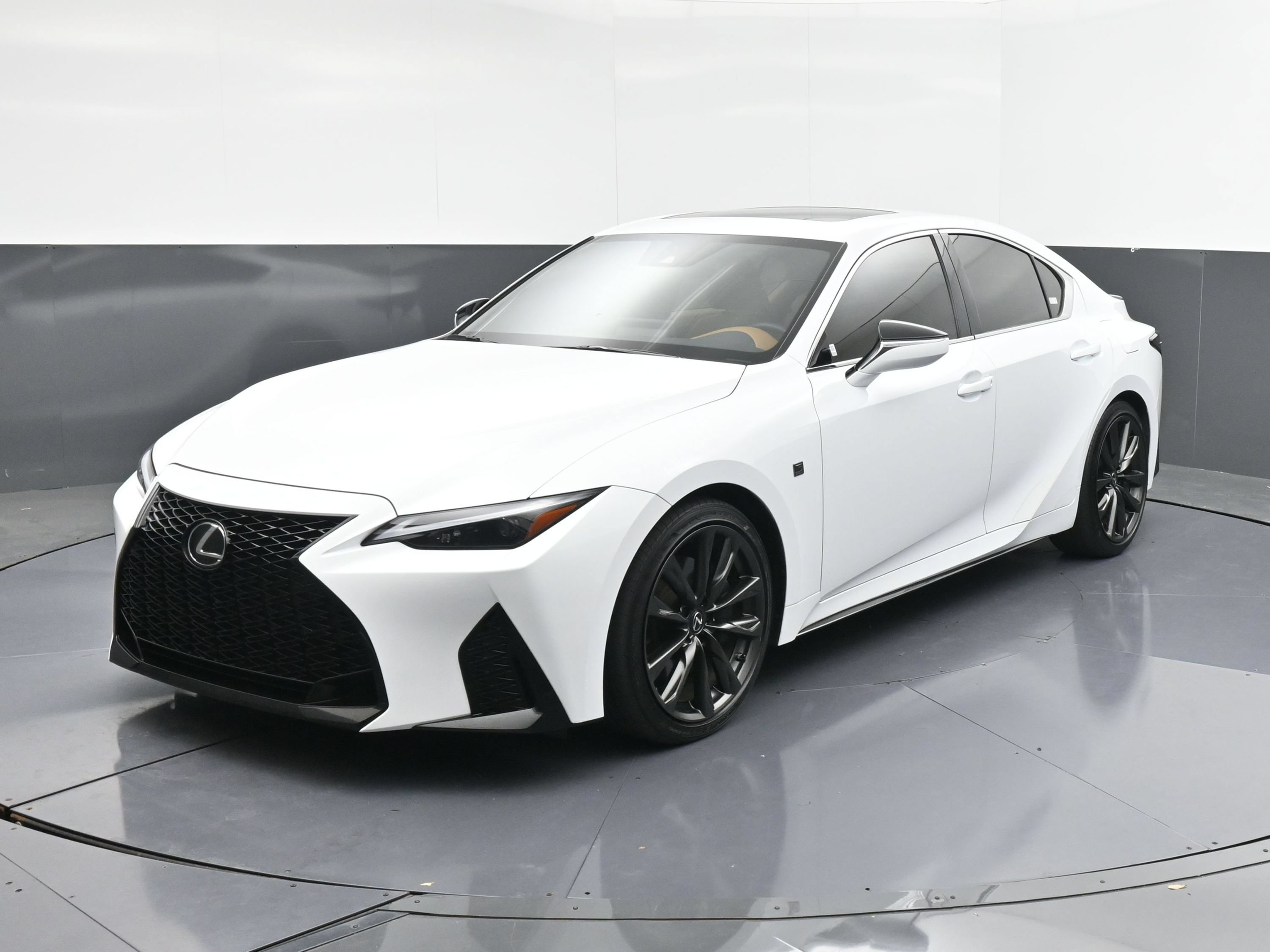 Used 2024 Lexus IS 350 F Sport RWD image 1
