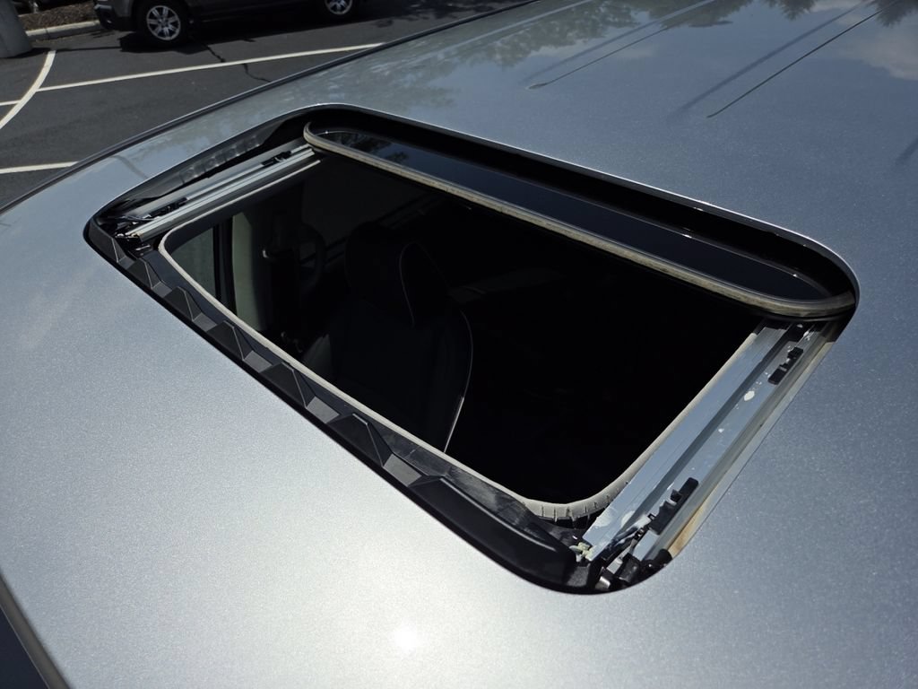 Certified 2026 Honda Odyssey Elite image 3
