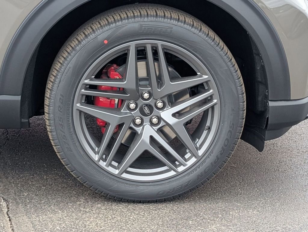 New 2026 Ford Explorer ST-Line image 18