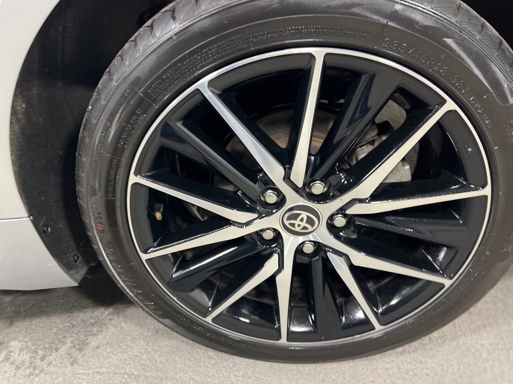 Used 2024 Toyota Camry SE image 38