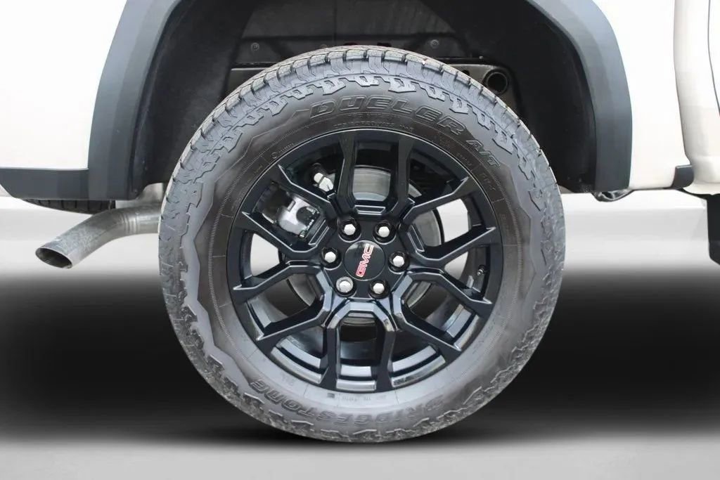 New 2026 GMC Canyon Elevation w/ Convenience Package image 35