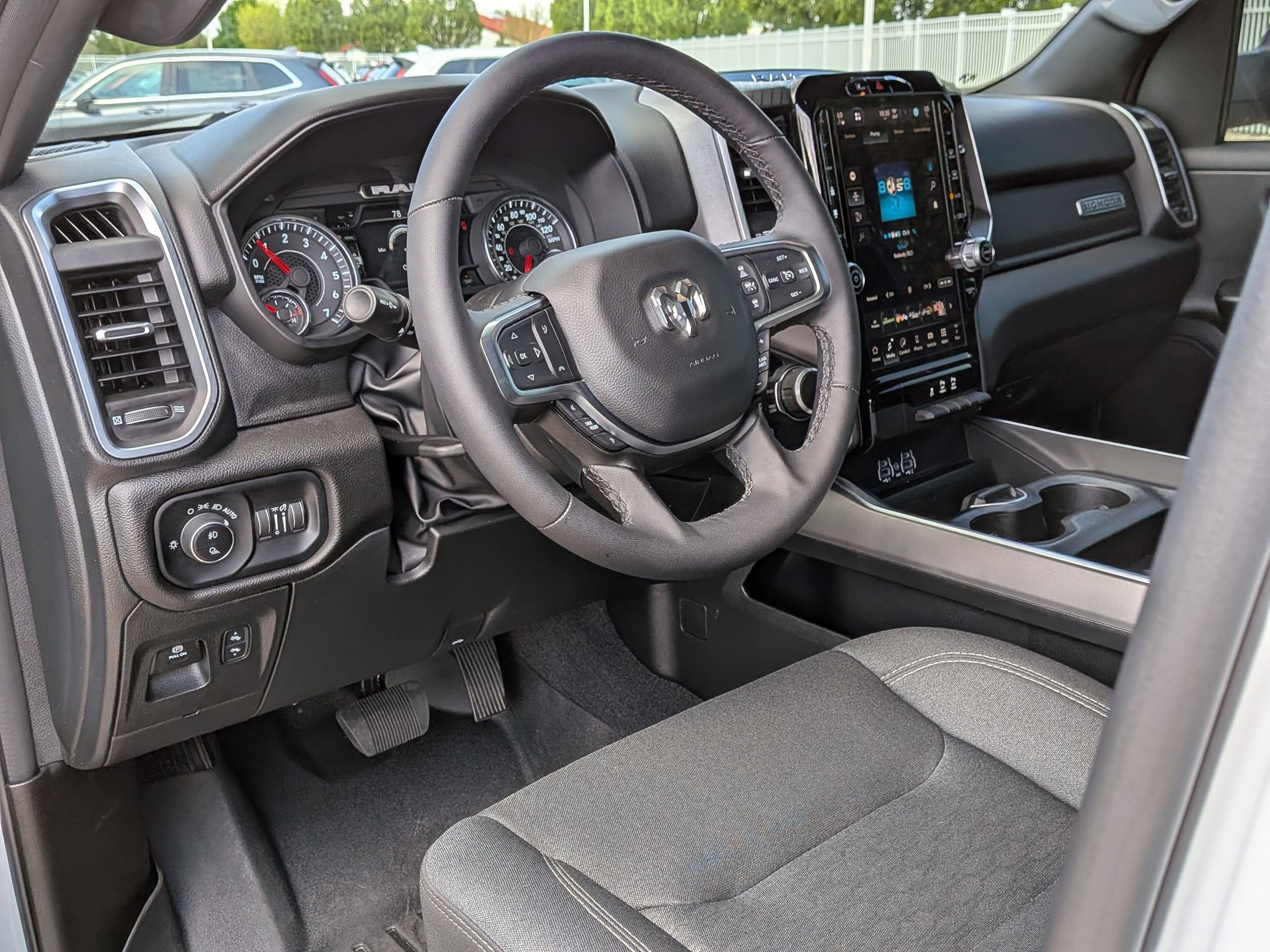 Used 2025 RAM 1500 Big Horn AWD/4WD image 10
