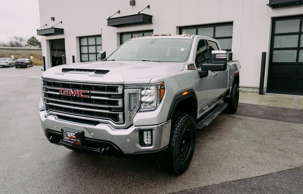 Used 2021 GMC Sierra 2500 SLT w/ SLT Convenience Package image 4