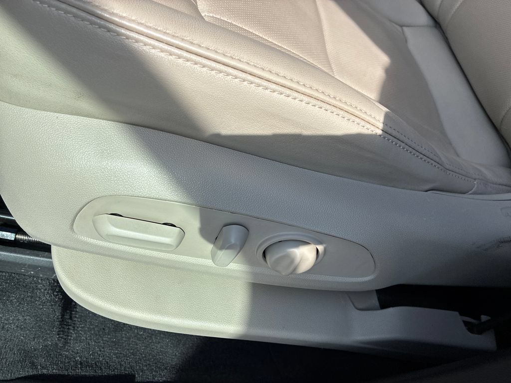 Used 2021 Buick Enclave Essence FWD image 10
