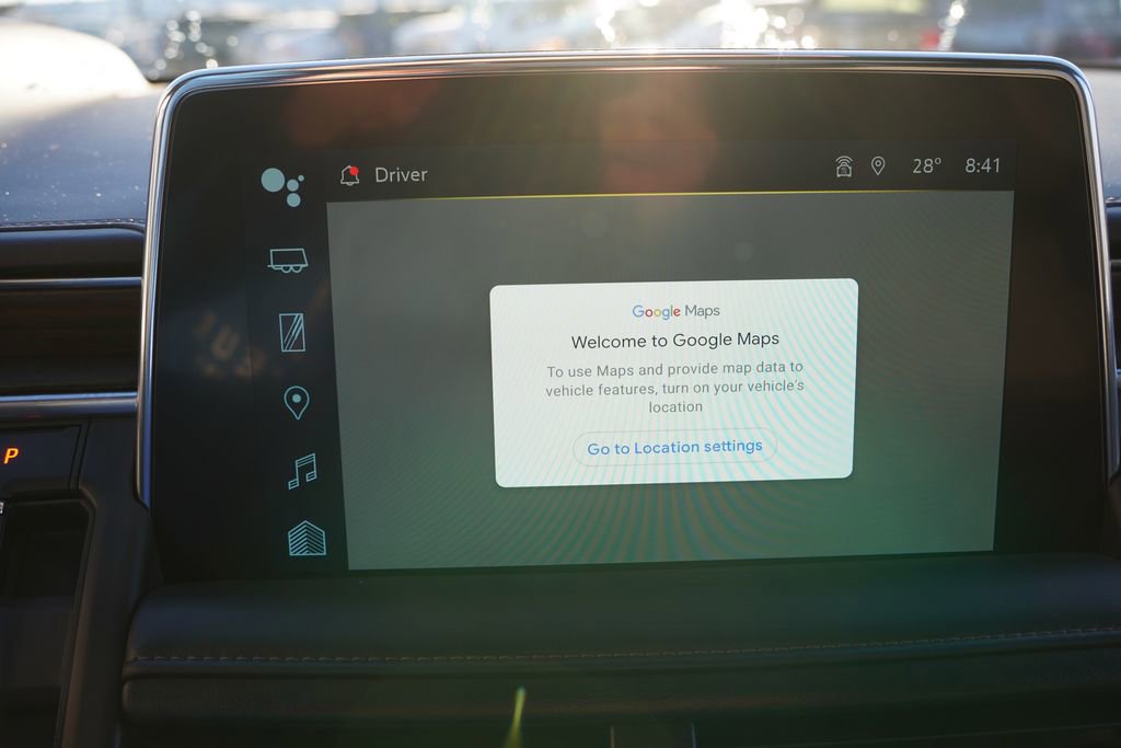 Certified 2024 Chevrolet Suburban High Country image 30