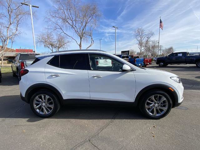 Used 2020 Buick Encore GX Essence w/ Experience Buick Package image 2