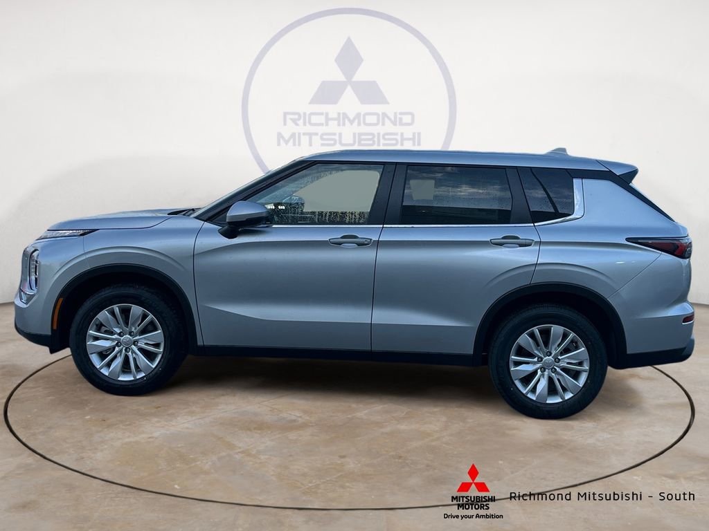 New 2026 Mitsubishi Outlander ES AWD/4WD image 6