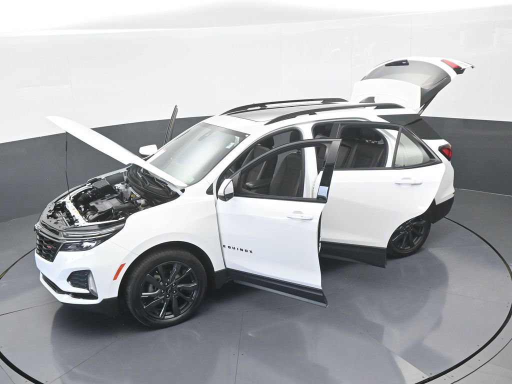 Used 2022 Chevrolet Equinox RS w/ Infotainment Package image 72