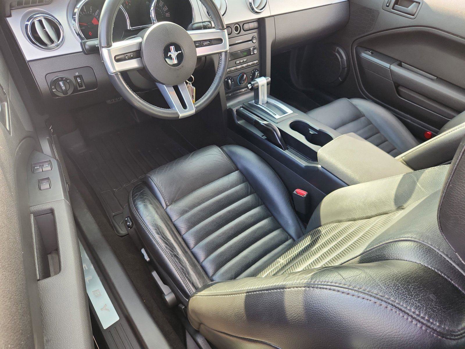 Used 2006 Ford Mustang GT Premium image 15