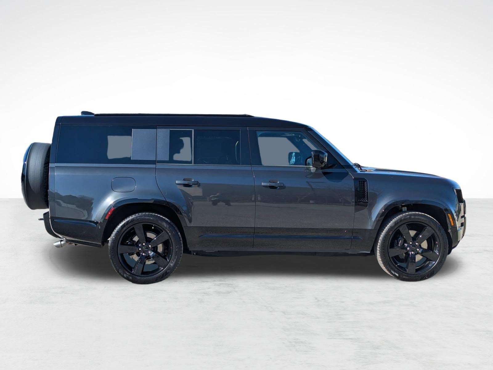 New 2026 Land Rover Defender 130 V8 AWD/4WD image 8