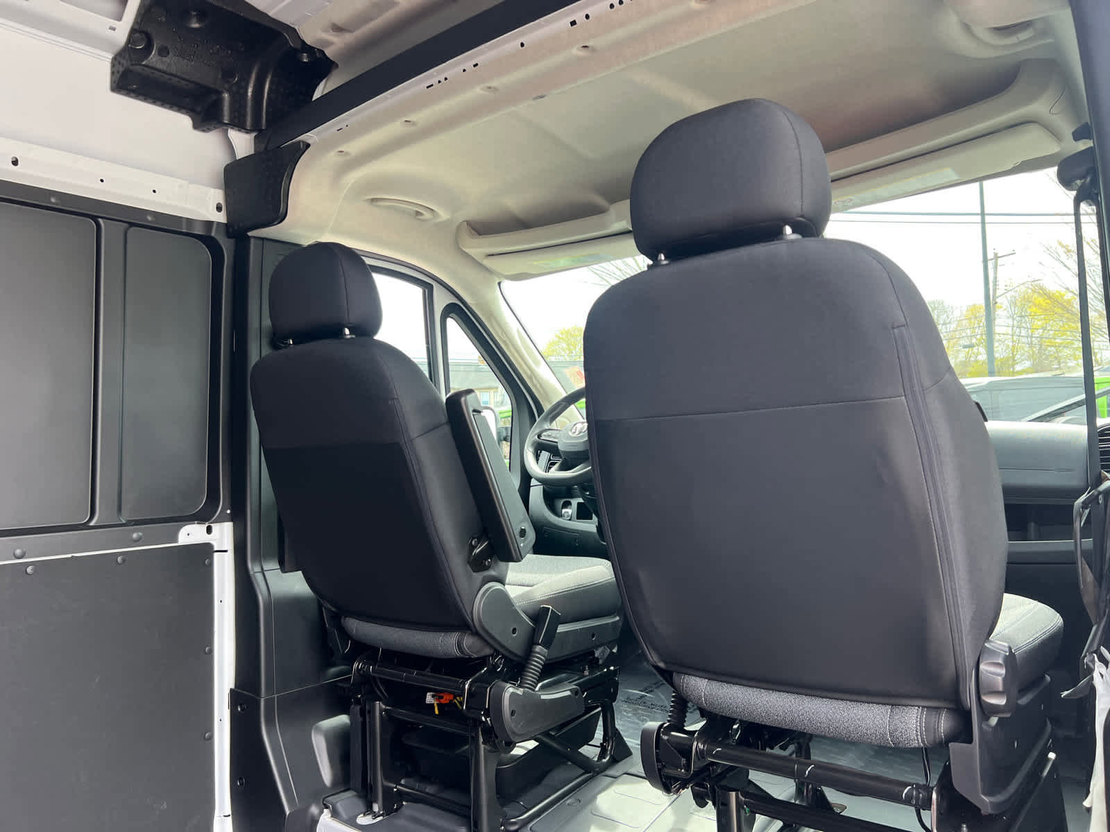 Used 2024 RAM ProMaster 3500 w/ Power Group FWD image 30