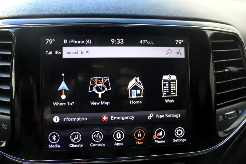Used 2020 Jeep Grand Cherokee Altitude image 24