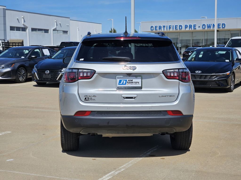 Used 2025 Jeep Compass Limited AWD/4WD image 7