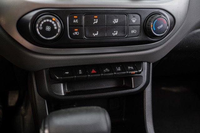 Used 2020 Chevrolet Colorado LT w/ Safety Package RWD image 21