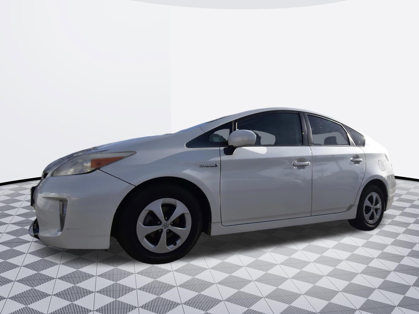 Used 2013 Toyota Prius Four FWD image 4