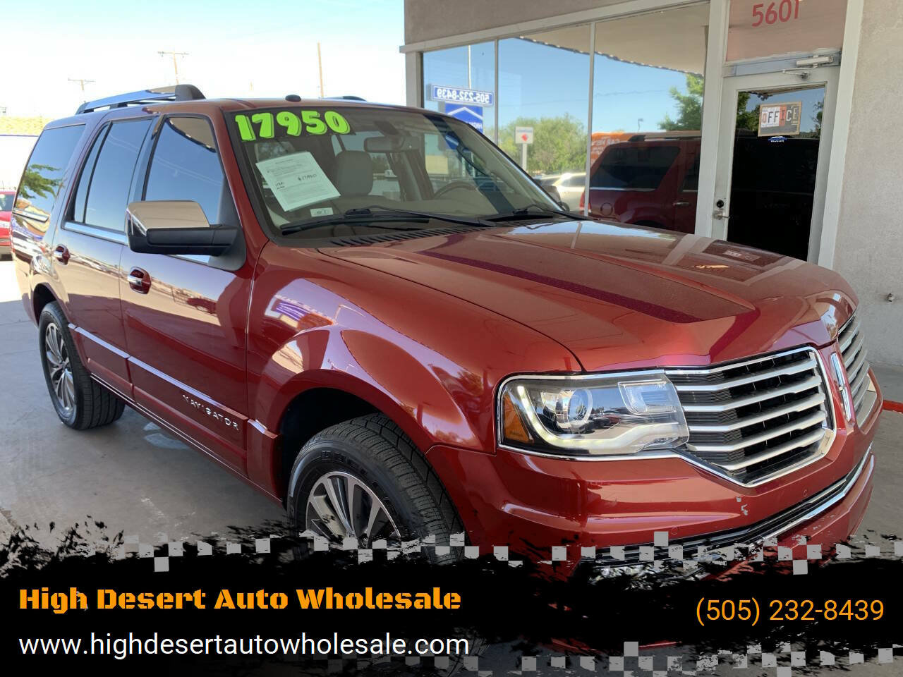 Used 2017 Lincoln Navigator Select AWD/4WD image 1