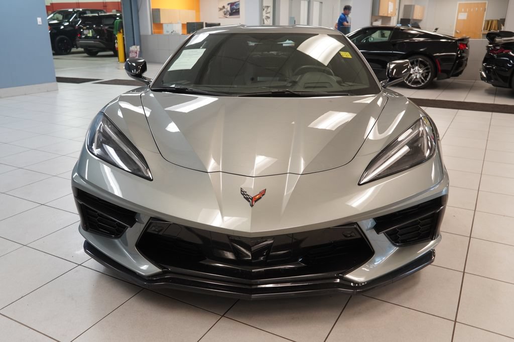Used 2022 Chevrolet Corvette Stingray Preferred Cpe w/ Battery Protection Package RWD image 16