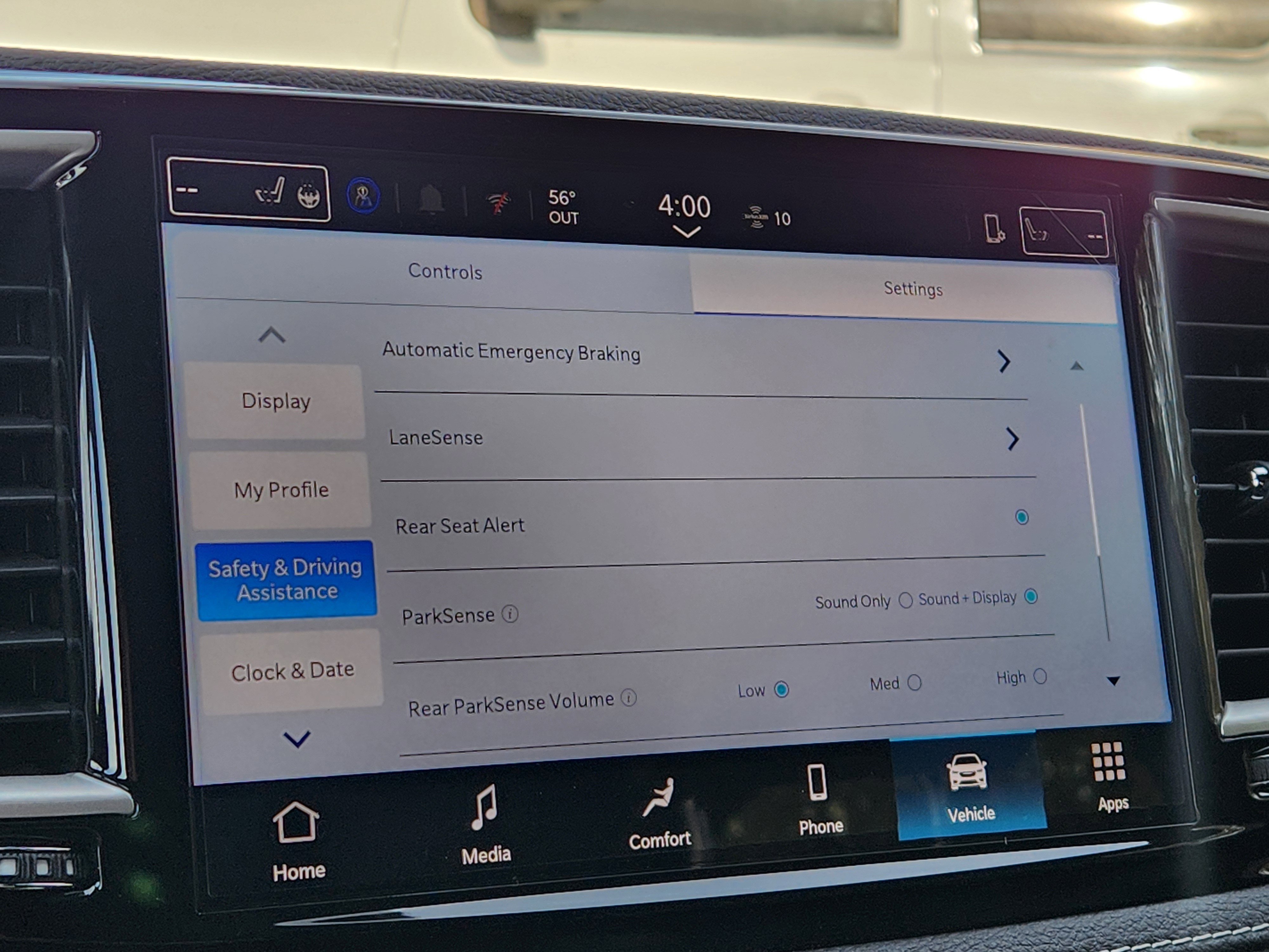 New 2026 Chrysler Pacifica Select FWD image 4