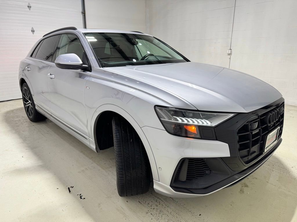 Used 2022 Audi Q8 Prestige image 3