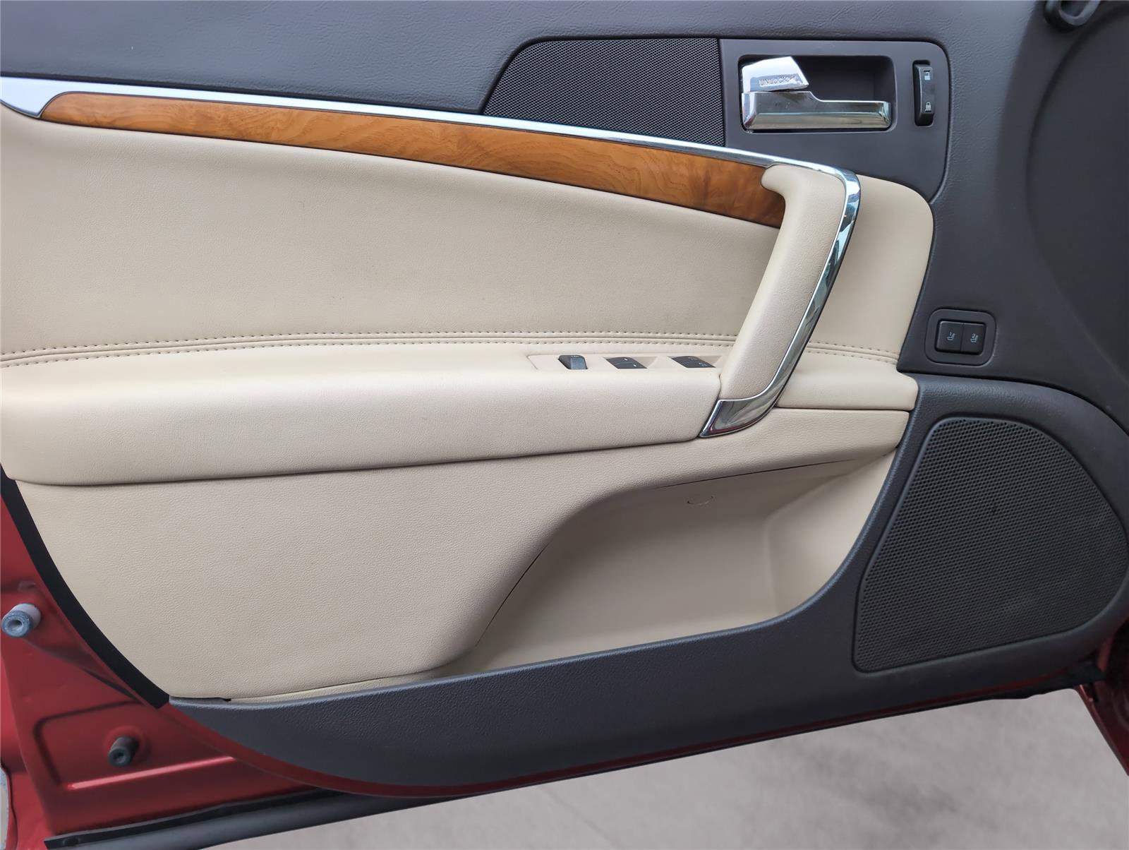 Used 2011 Lincoln MKZ w/ 101A Rapid Spec Order Code image 15