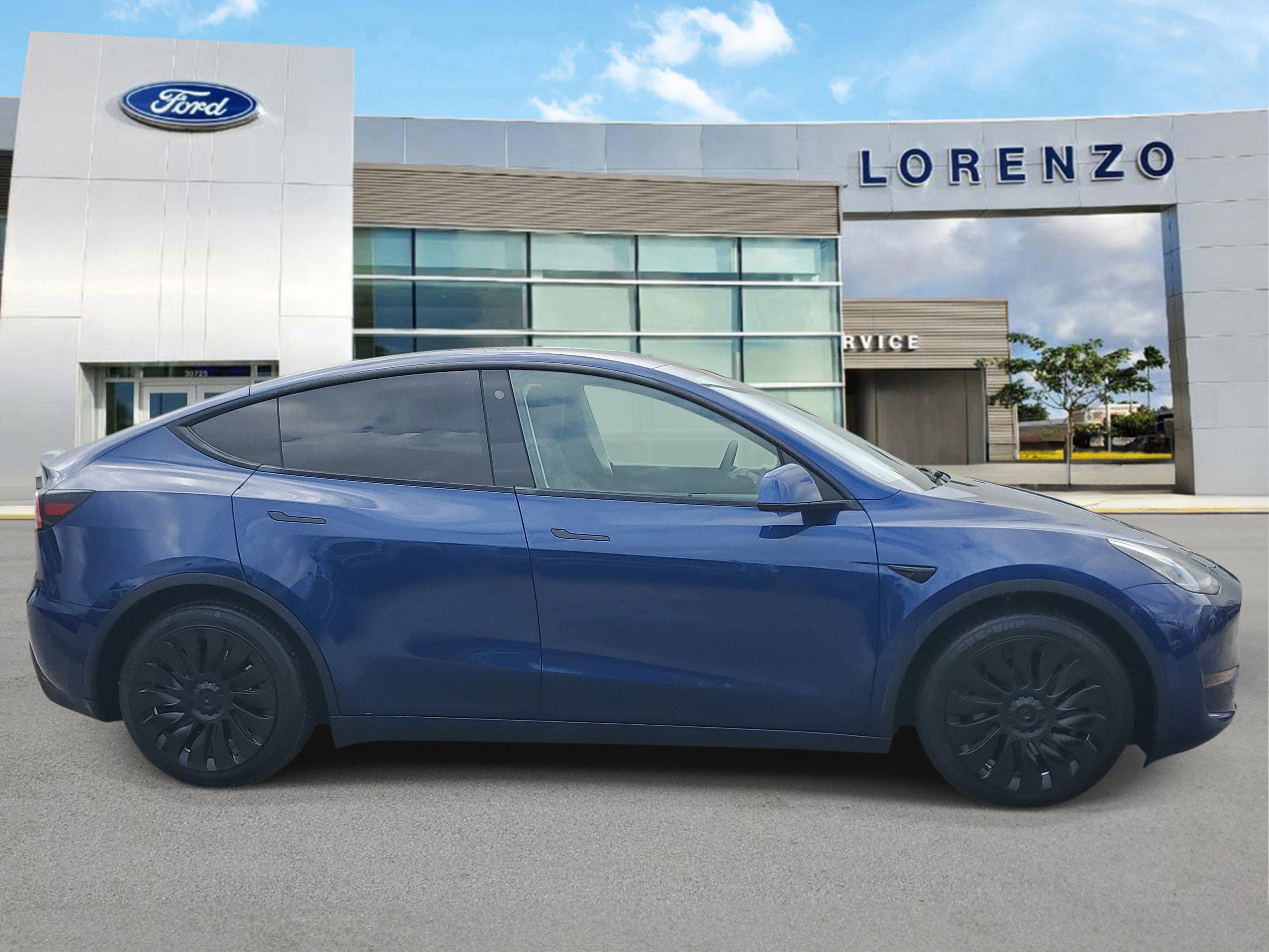 Used 2021 Tesla Model Y Long Range image 4