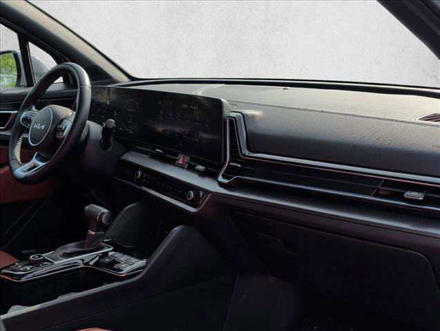 Used 2025 Kia Sportage SX image 25
