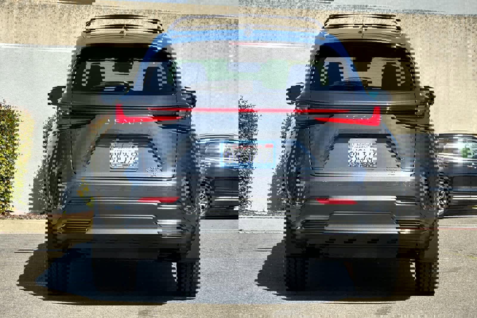 Used 2025 Lexus NX 350h AWD w/ Accessory Package (2T) image 8