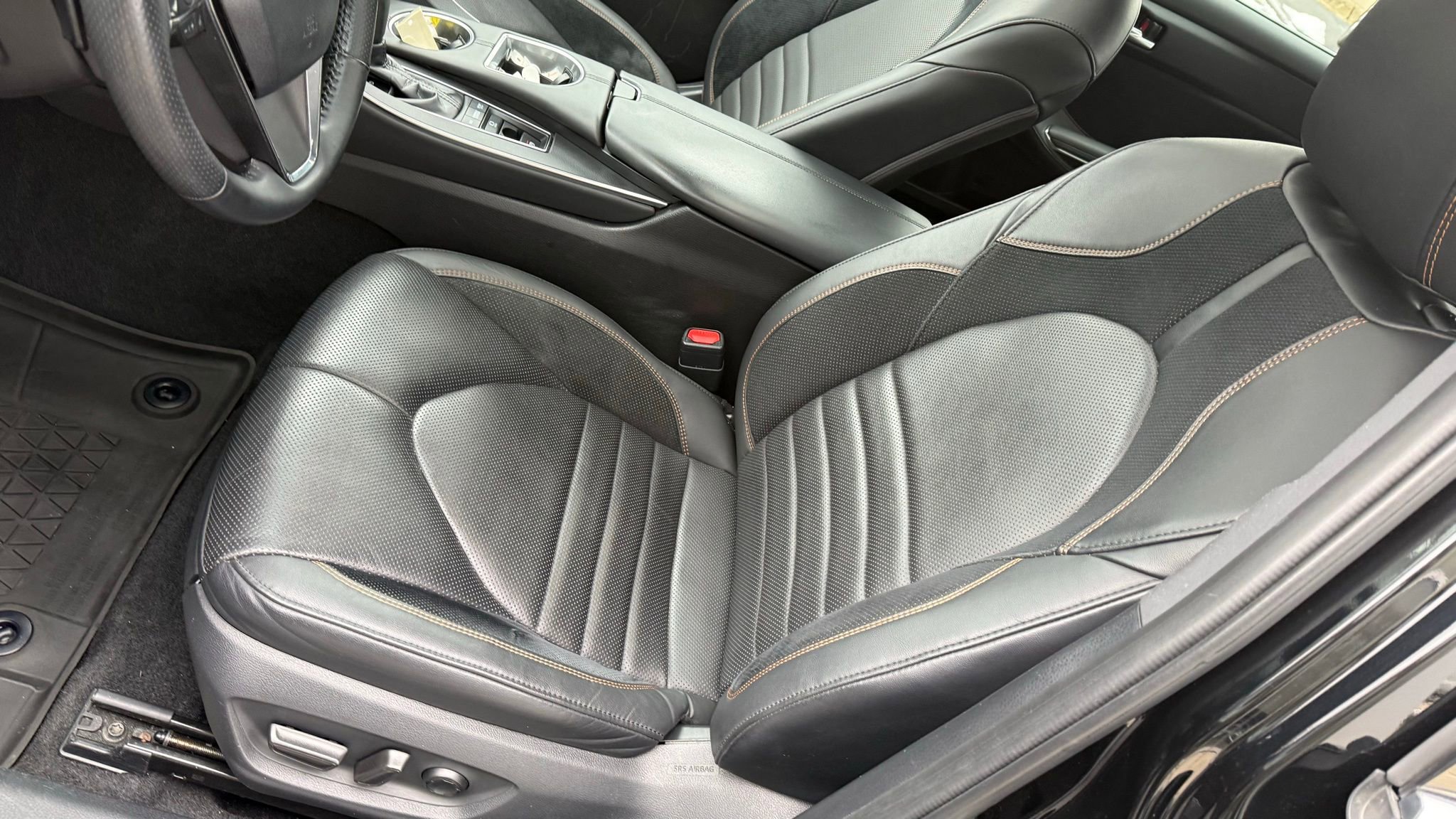 Used 2019 Toyota Avalon Touring image 29