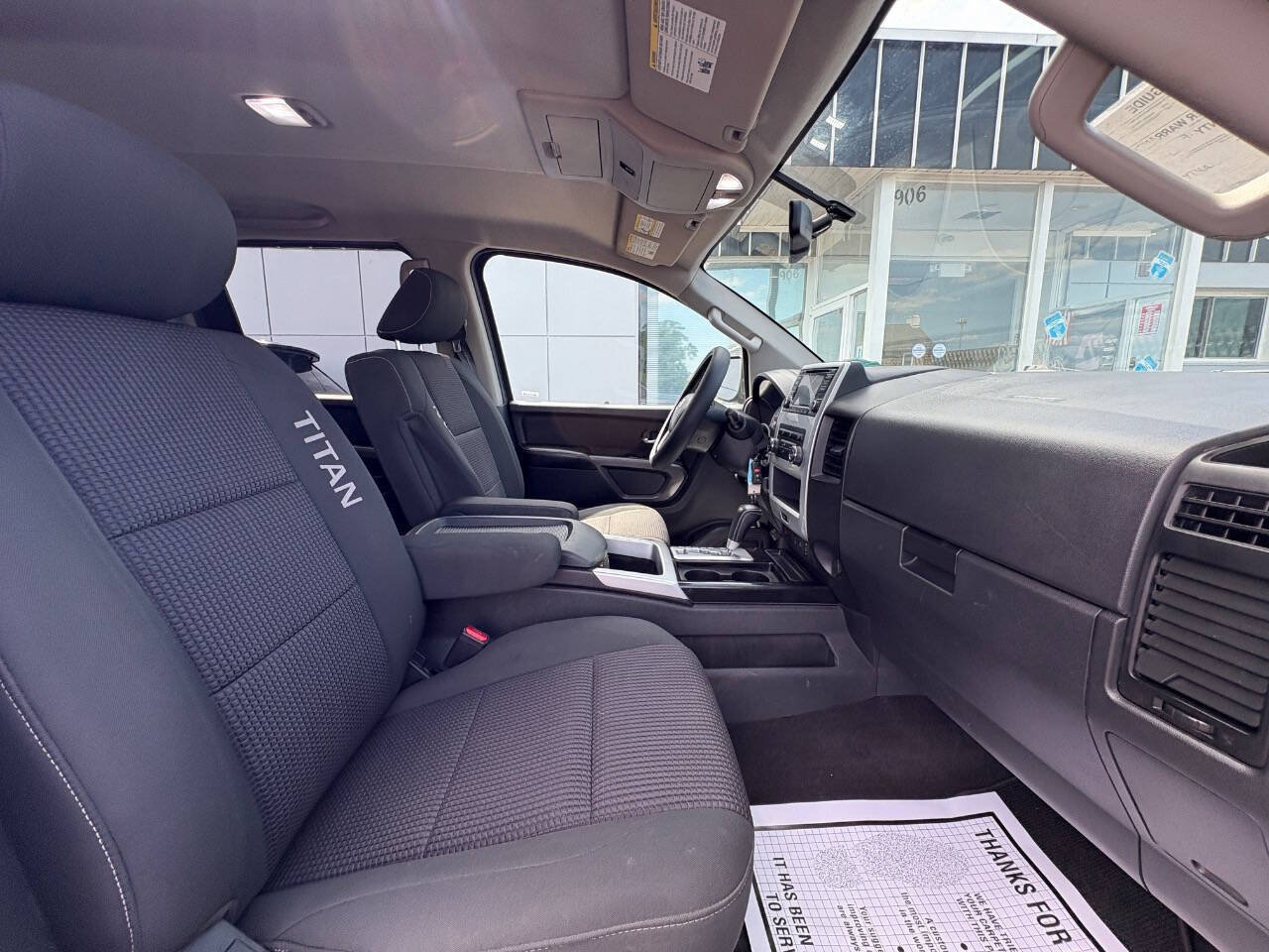 Used 2015 Nissan Titan PRO-4X AWD/4WD image 12