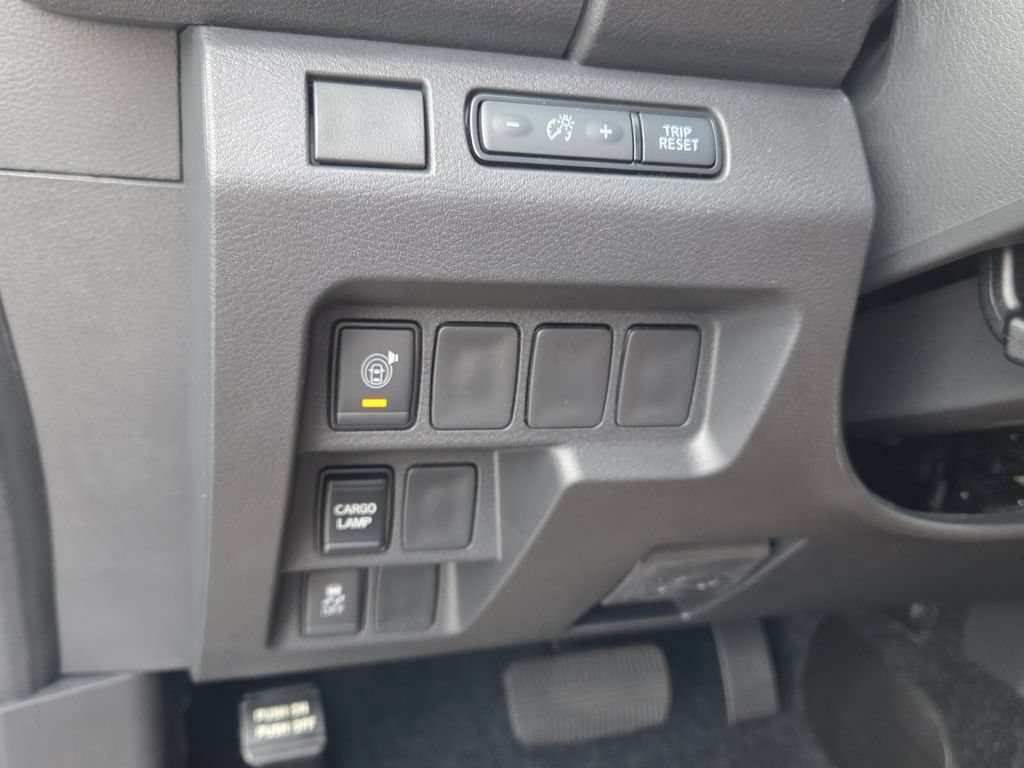 New 2027 Nissan Frontier SV w/ All-Weather Content Package RWD image 26