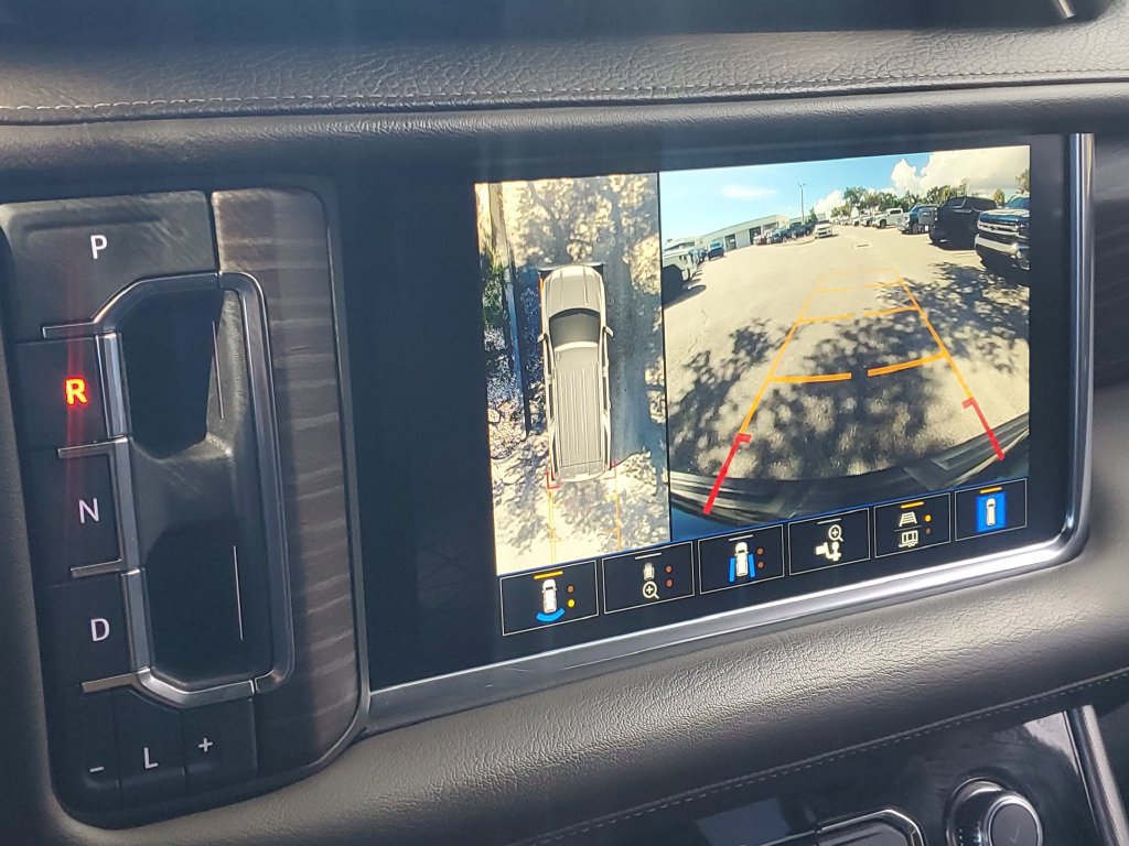 Used 2022 GMC Yukon Denali w/ Max Trailering Package AWD/4WD image 29