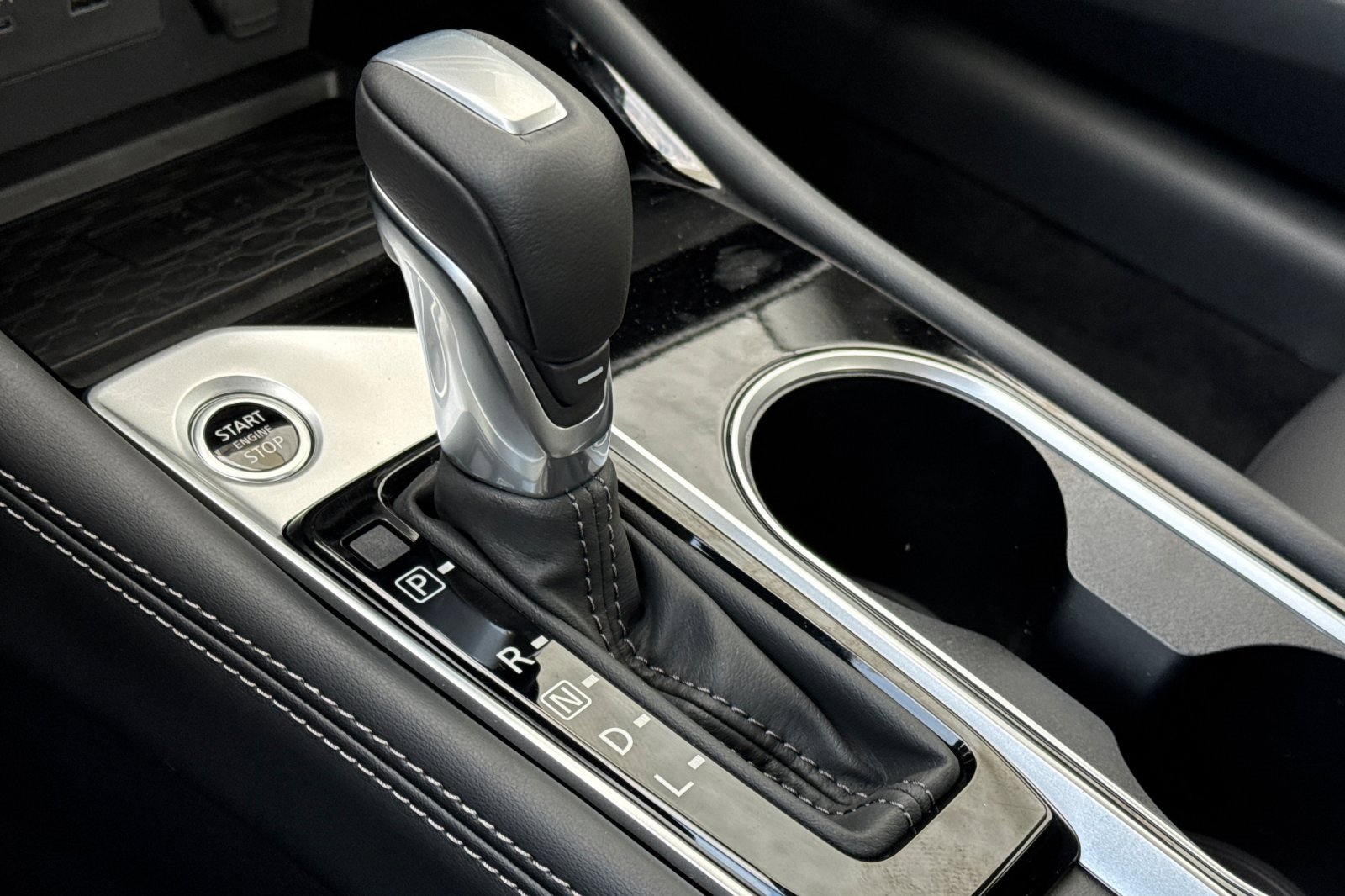 New 2025 Nissan Altima 2.5 SL image 18