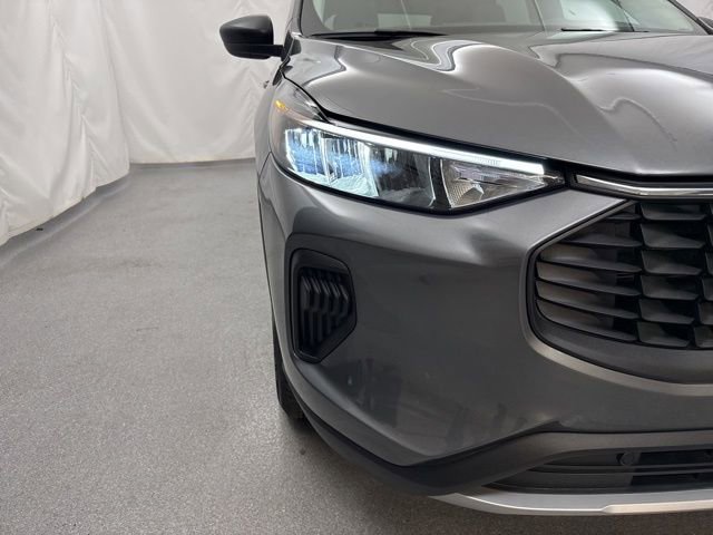 Used 2024 Ford Escape Active w/ Tech Pack #1 image 2