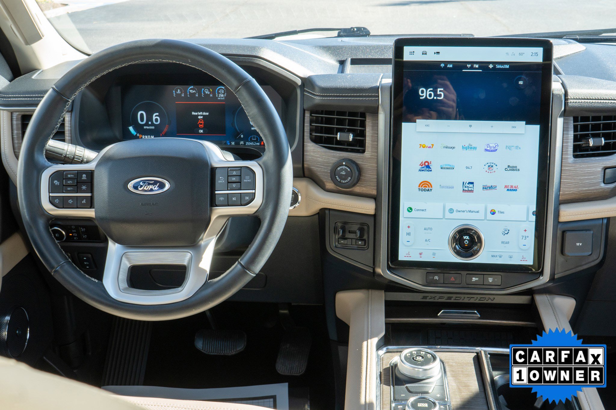 Used 2024 Ford Expedition Limited image 11