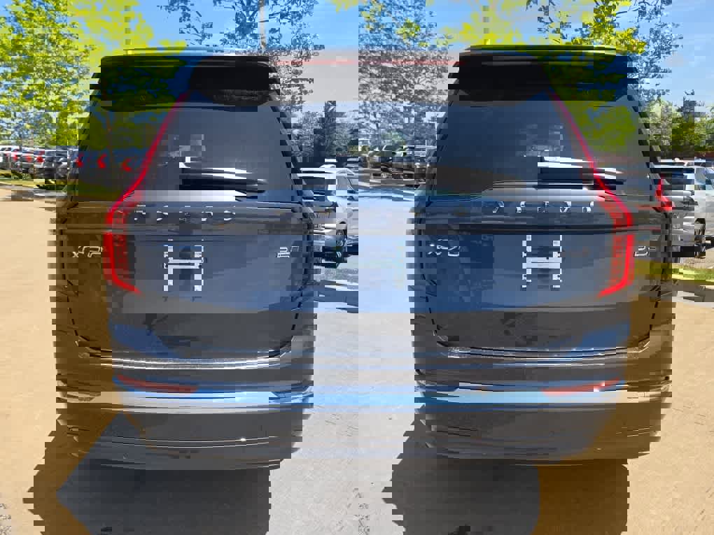 New 2025 Volvo XC90 B5 Plus image 5