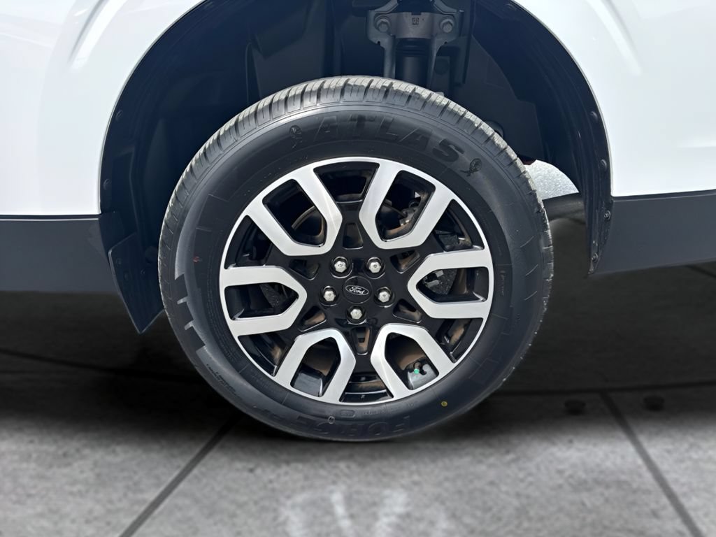 Used 2023 Ford Maverick Lariat w/ Lariat Luxury Package AWD/4WD image 23
